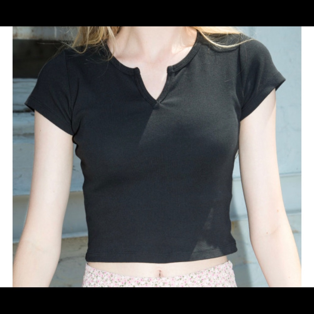brandy melville ashlyn black top